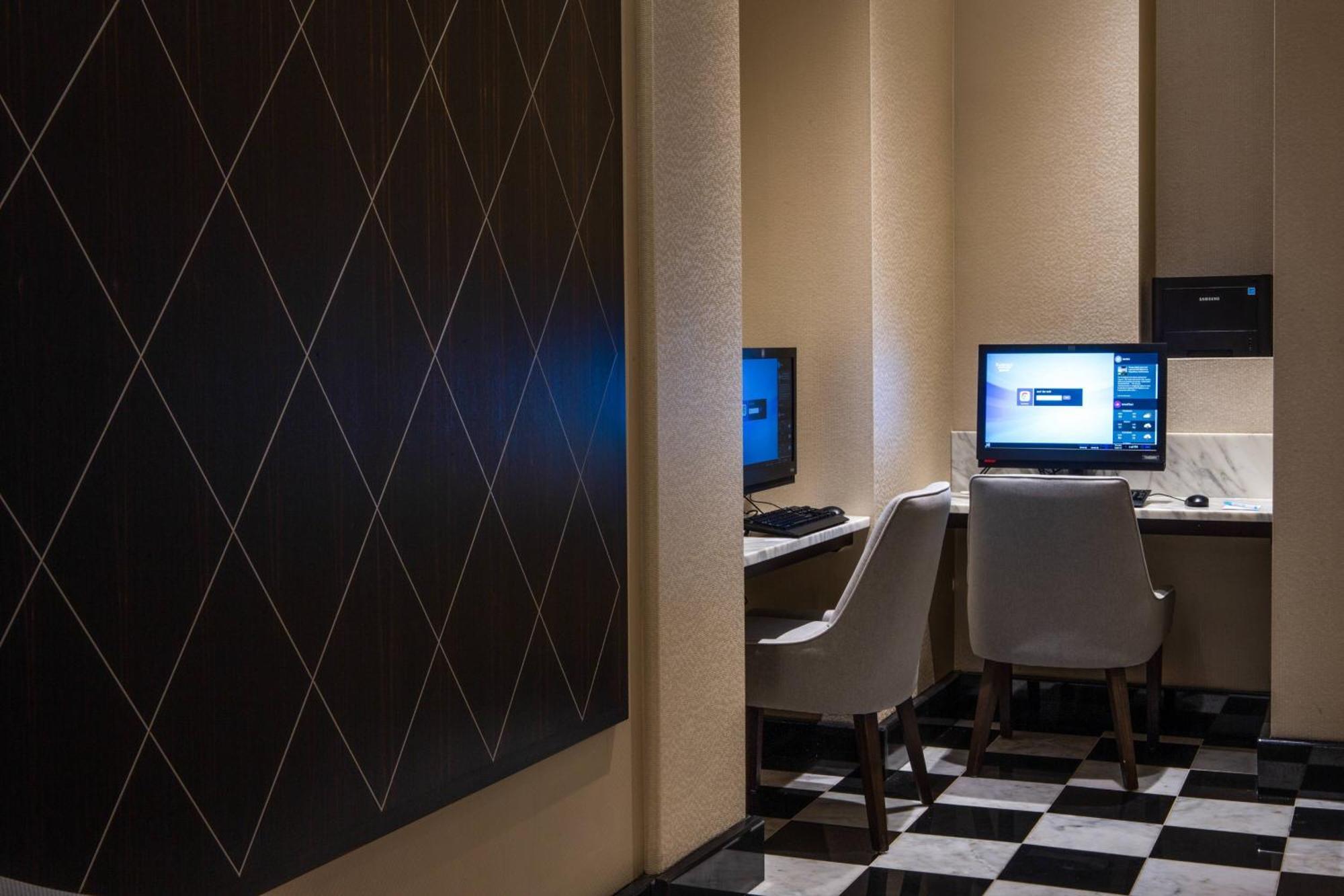 Fairfield Inn & Suites By Marriott Philadelphia Downtown/Center City Bagian luar foto